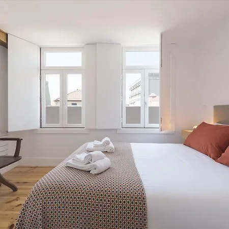 Lovelystay - Floor Balcony Apartment *