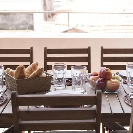 아파트 Lovelystay - Floor Balcony