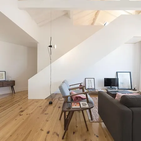 Apartment Lovelystay - Floor Balcony