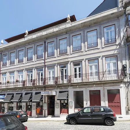 Lovelystay - Floor Balcony Apartment Porto