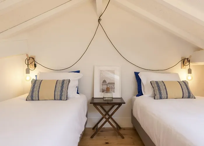 Lovelystay - Floor Balcony Apartment *