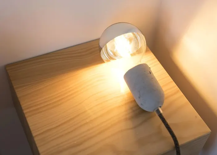 Lovelystay - Floor Balcony Порту